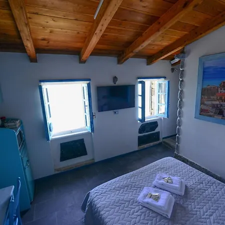A Luna In Ma-Sea View Room Or Apartment Citr O11O3Ocavoo50 Apartment *